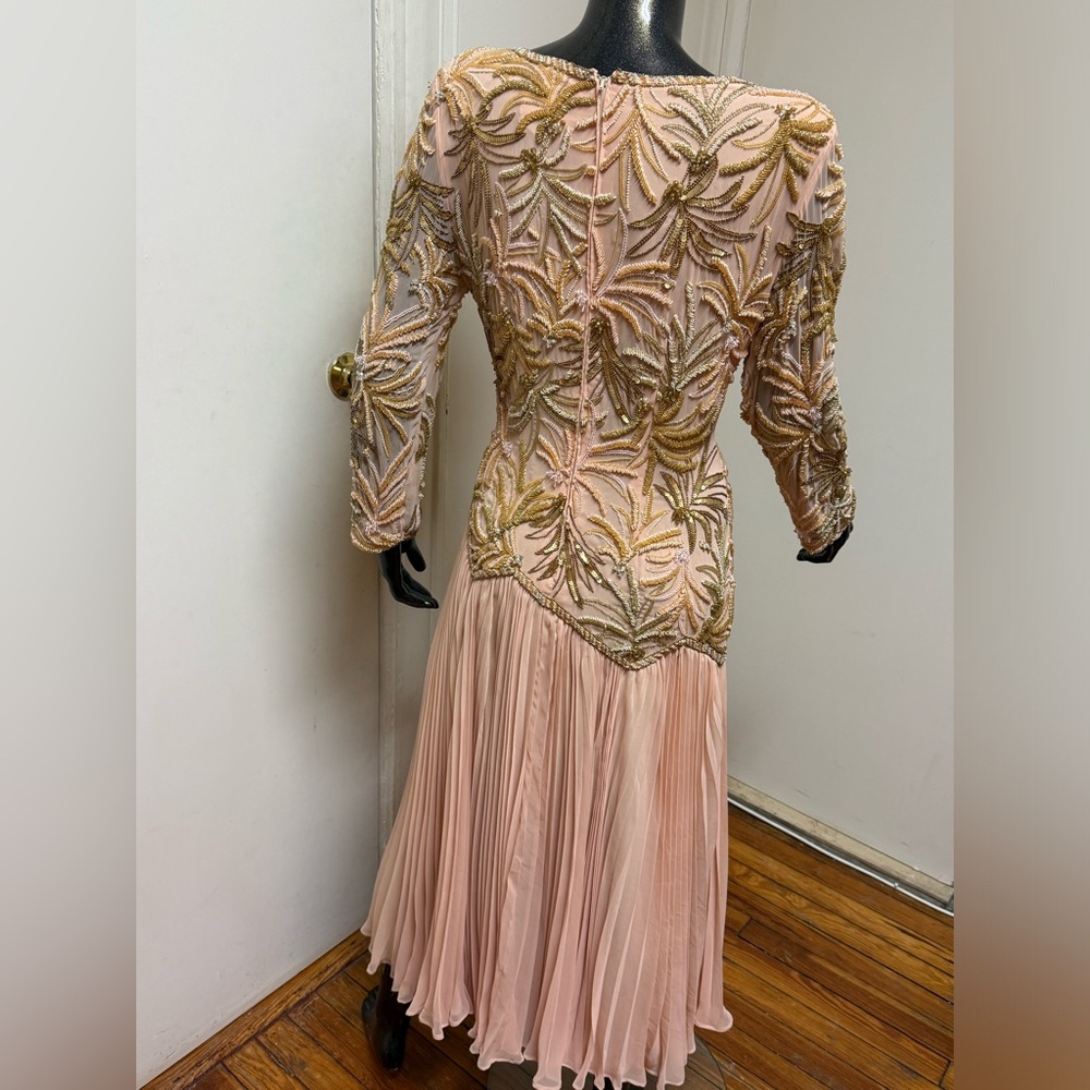 Vintage Bridgerton Victoria Royal Pink Floral Embroidered Maxi Gown Halloween - Picture 12 of 12